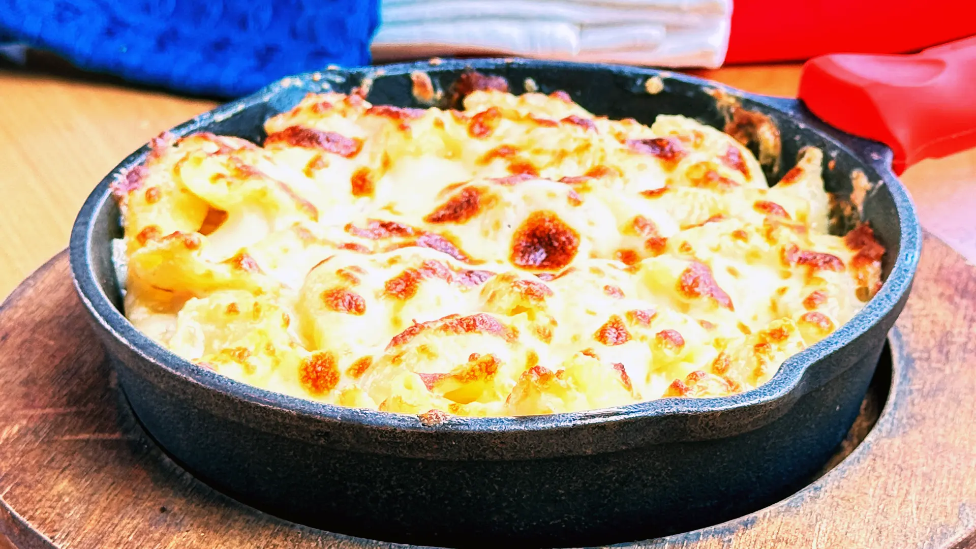 Grand Lake's best mac and cheese at Boom Sports Bar in Grove, OK